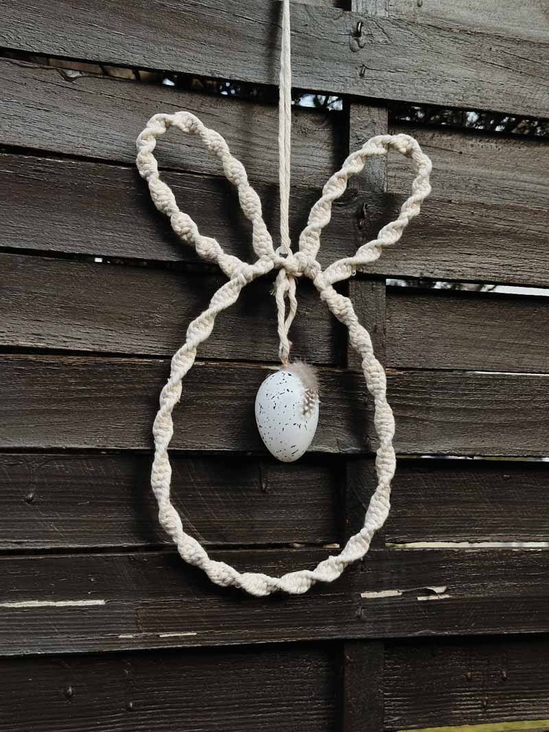 OSTERN - Hoppelmann mit Ei