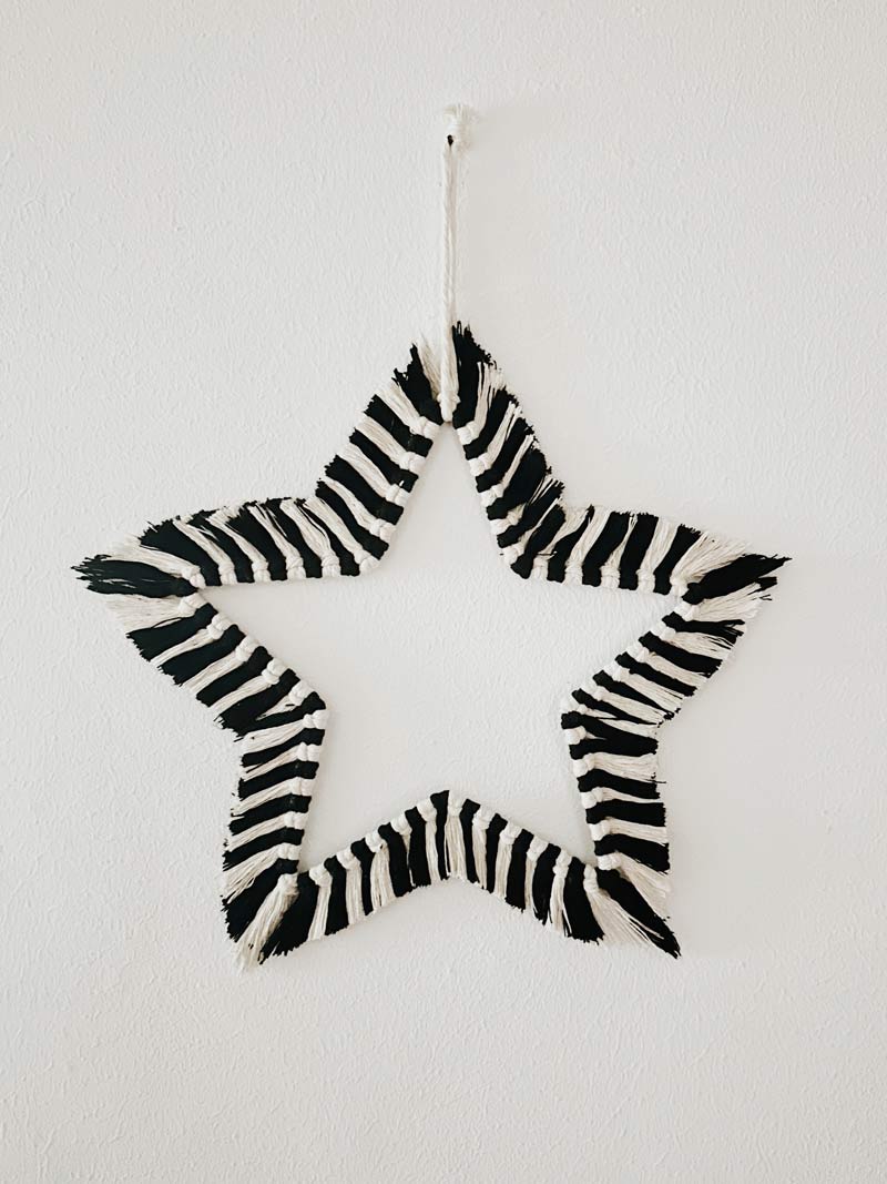 Makramee - ZEBRA